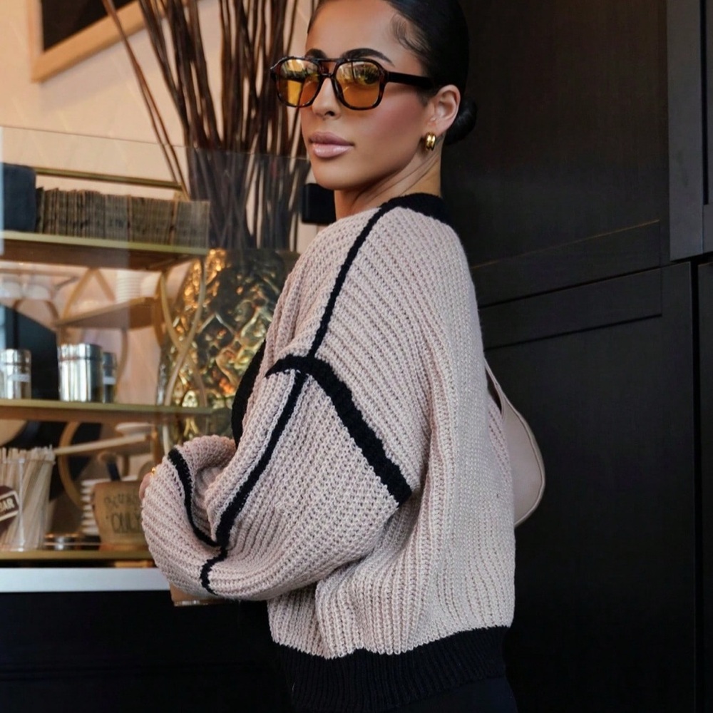 SHEIN Beige and Black Knit Cardigan